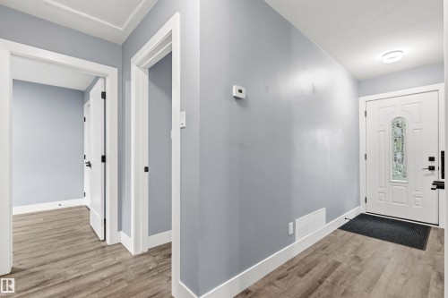 7924 89 Avenue Nw, Edmonton, AB - Indoor Photo Showing Other Room
