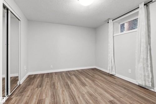 7924 89 Avenue Nw, Edmonton, AB - Indoor Photo Showing Other Room