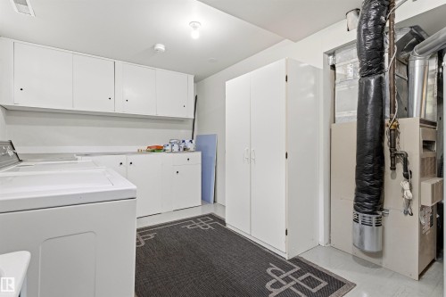 7924 89 Avenue Nw, Edmonton, AB - Indoor Photo Showing Laundry Room