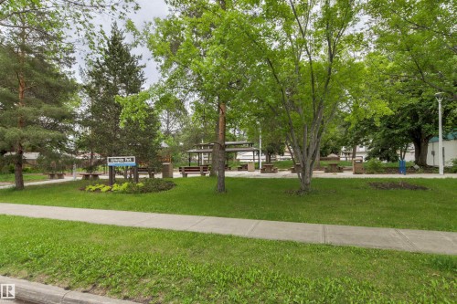 7924 89 Avenue Nw, Edmonton, AB - Outdoor