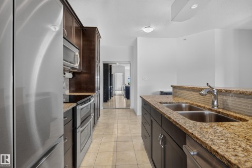 #465 11517 Ellerslie Rd Sw, Edmonton, AB - Indoor Photo Showing Kitchen With Double Sink