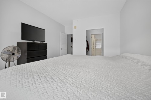 #465 11517 Ellerslie Rd Sw, Edmonton, AB - Indoor Photo Showing Bedroom