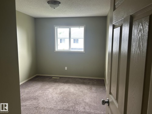 #112 4350 23 St Nw, Edmonton, AB - Indoor Photo Showing Other Room