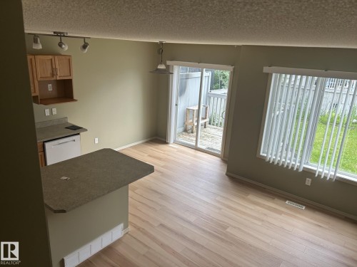 #112 4350 23 St Nw, Edmonton, AB - Indoor