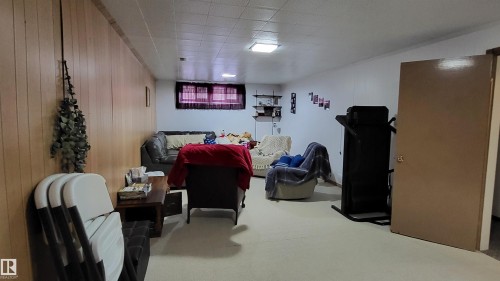 151042 Twp  Rd 562, Rural Two Hills County, AB - Indoor