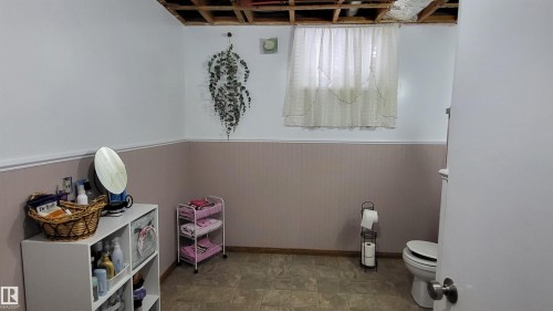 151042 Twp  Rd 562, Rural Two Hills County, AB - Indoor