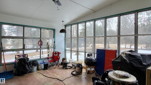 151042 Twp  Rd 562, Rural Two Hills County, AB - Indoor Photo Showing Other Room