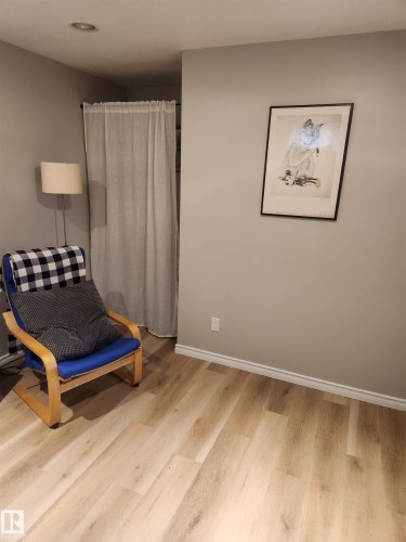 8029 17A Avenue Nw, Edmonton, AB - Indoor