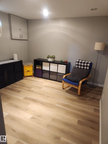8029 17A Avenue Nw, Edmonton, AB - Indoor Photo Showing Other Room