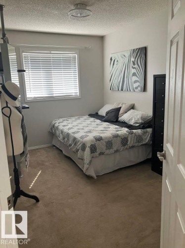 8029 17A Avenue Nw, Edmonton, AB - Indoor Photo Showing Bedroom