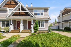 7214 19A Avenue SW  Edmonton, AB T6X 0K2