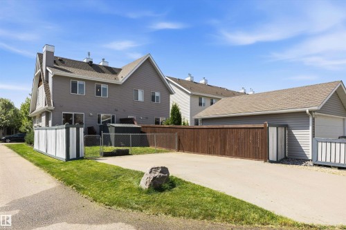 7214 19A Avenue Sw, Edmonton, AB - Outdoor