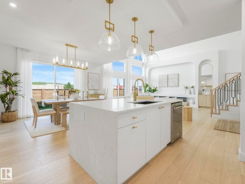 33 Birkshire Crescent, Sherwood Park, AB - Indoor Photo Showing Kitchen With Upgraded Kitchen