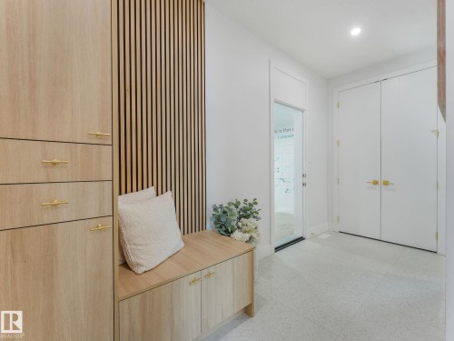 33 Birkshire Crescent, Sherwood Park, AB - Indoor Photo Showing Other Room