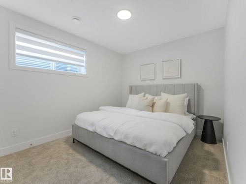 33 Birkshire Crescent, Sherwood Park, AB - Indoor Photo Showing Bedroom