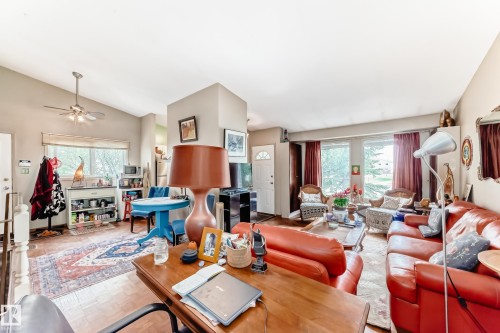 1283 Millbourne Road E, Edmonton, AB - Indoor Photo Showing Living Room