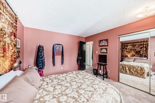 1283 Millbourne Road E, Edmonton, AB - Indoor Photo Showing Bedroom