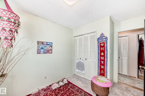1283 Millbourne Road E, Edmonton, AB - Indoor