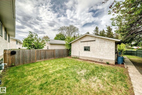 1283 Millbourne Road E, Edmonton, AB - Outdoor