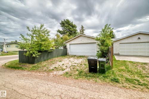1283 Millbourne Road E, Edmonton, AB - Outdoor