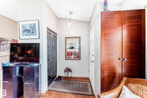 1283 Millbourne Road E, Edmonton, AB - Indoor Photo Showing Other Room