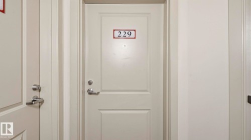 #229 1820 Rutherford Rd Sw, Edmonton, AB - Indoor