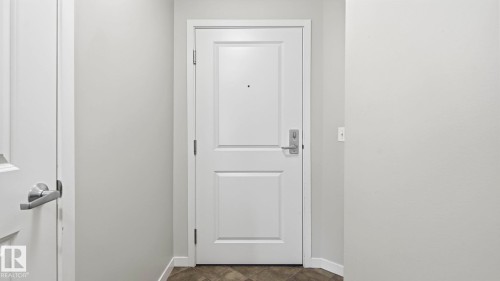 #229 1820 Rutherford Rd Sw, Edmonton, AB - Indoor Photo Showing Other Room
