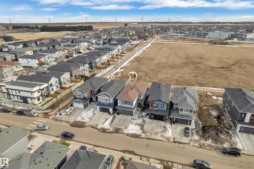 2011 18 Avenue Nw, Edmonton, AB - Outdoor With View
