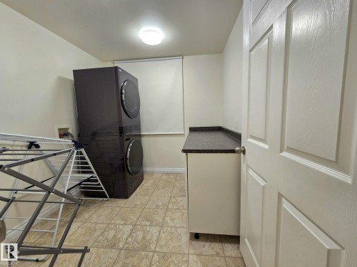 22 Dunfield Crescent, St. Albert, AB - Indoor