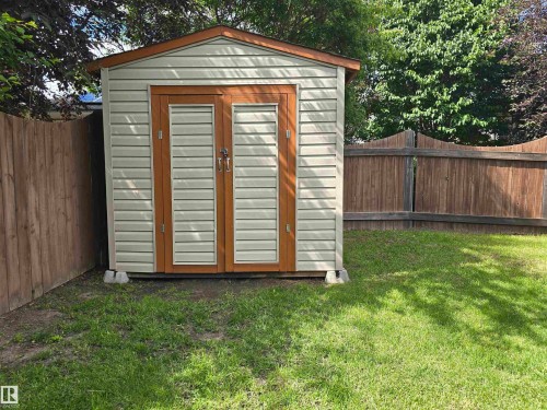 22 Dunfield Crescent, St. Albert, AB - Outdoor