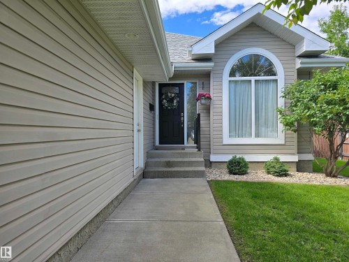 22 Dunfield Crescent, St. Albert, AB - Outdoor