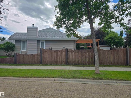 22 Dunfield Crescent, St. Albert, AB - Outdoor