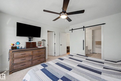 3363 Orchards Link Link Sw, Edmonton, AB - Indoor Photo Showing Bedroom