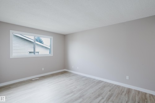 11916 152A Avenue, Edmonton, AB - Indoor Photo Showing Other Room
