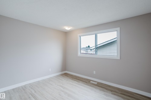 11916 152A Avenue, Edmonton, AB - Indoor Photo Showing Other Room