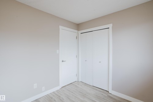 11916 152A Avenue, Edmonton, AB - Indoor Photo Showing Other Room