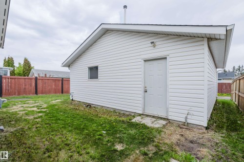 11916 152A Avenue, Edmonton, AB - Outdoor With Exterior