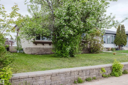 11916 152A Avenue, Edmonton, AB - Outdoor