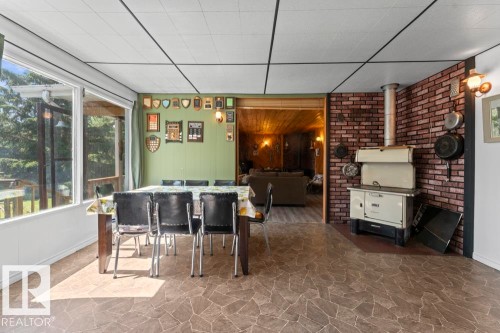 A&B 11031 Hghway 28, Rural St. Paul County, AB - Indoor