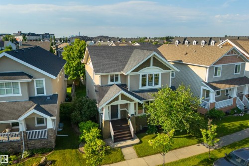 1607 Kerr Road Nw, Edmonton, AB - Outdoor With Facade