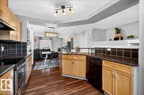 66 5604 199 Street, Edmonton, AB - Indoor Photo Showing Kitchen With Double Sink
