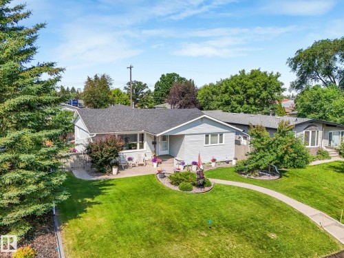 9528 54 Street Nw, Edmonton, AB - Outdoor