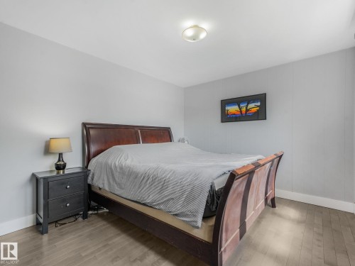 9528 54 Street Nw, Edmonton, AB - Indoor Photo Showing Bedroom