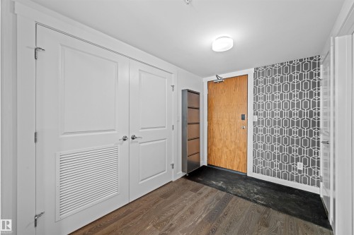 #1104 9720 106 St Nw, Edmonton, AB - Indoor Photo Showing Other Room