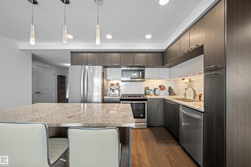 #1104 9720 106 St Nw, Edmonton, AB - Indoor Photo Showing Kitchen With Upgraded Kitchen