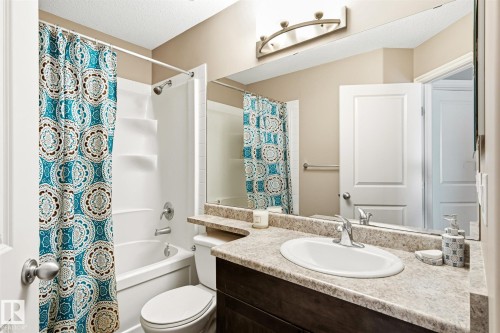 18080 89 Street Nw, Edmonton, AB - Indoor Photo Showing Bathroom