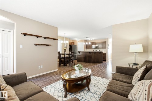 18080 89 Street Nw, Edmonton, AB - Indoor Photo Showing Living Room