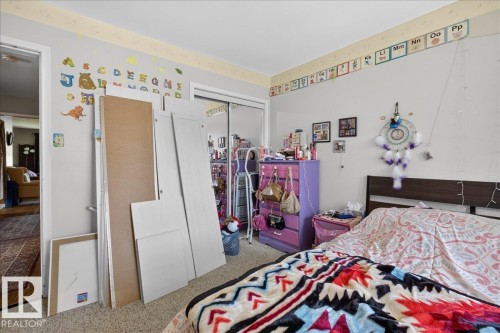 13411 101 Street Nw, Edmonton, AB - Indoor Photo Showing Bedroom