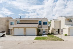 134 CALLINGWOOD Place NW  Edmonton, AB T5T 2C6