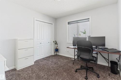 1075 Mckinney Green Nw, Edmonton, AB - Indoor Photo Showing Office